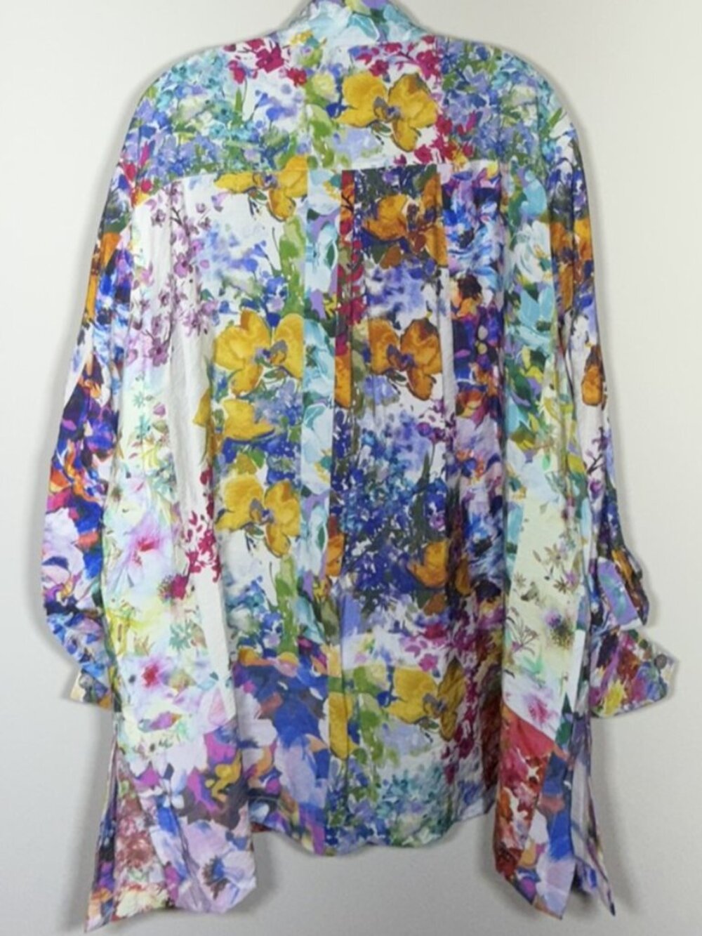 John Mark Colorful Button-Front Floral Tunic 3X - Picture 3 of 7